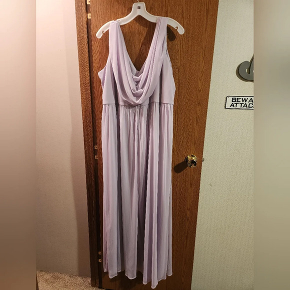 David's Bridal Size 24 Iris/Lavender Long Bridesmaid Dress with Cowl Neck Back - Picture 3 of 16